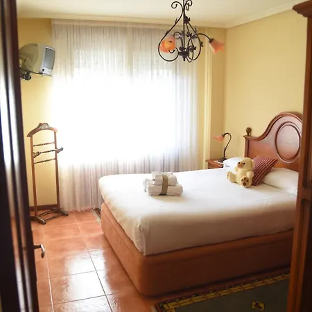 En Urbanizacion Con Piscina Argoños